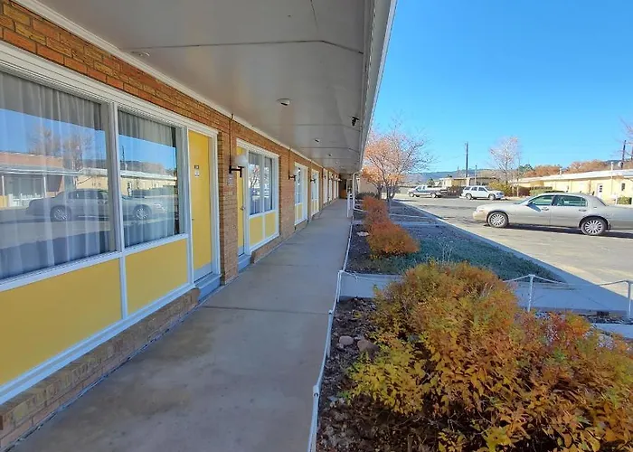 Robin Hood Motel