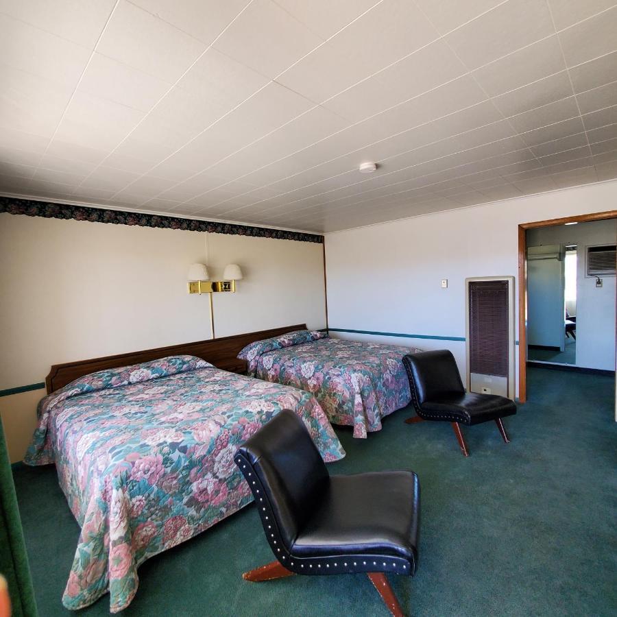 Robin Hood Motel *